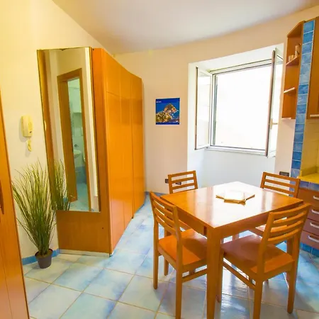 Apartment Appartamento Centrale Ischia