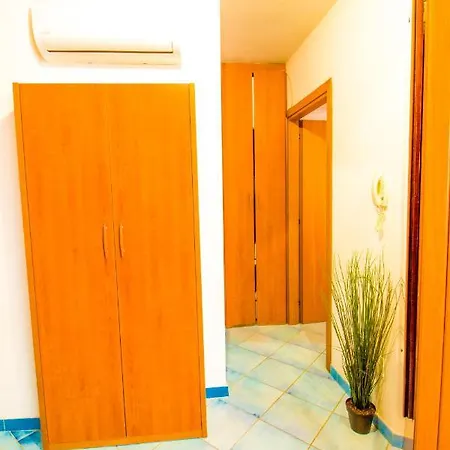 Appartamento Centrale Apartment *