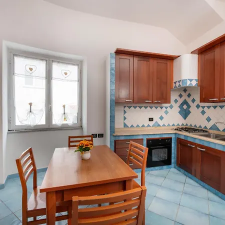 Apartman Appartamento Centrale *